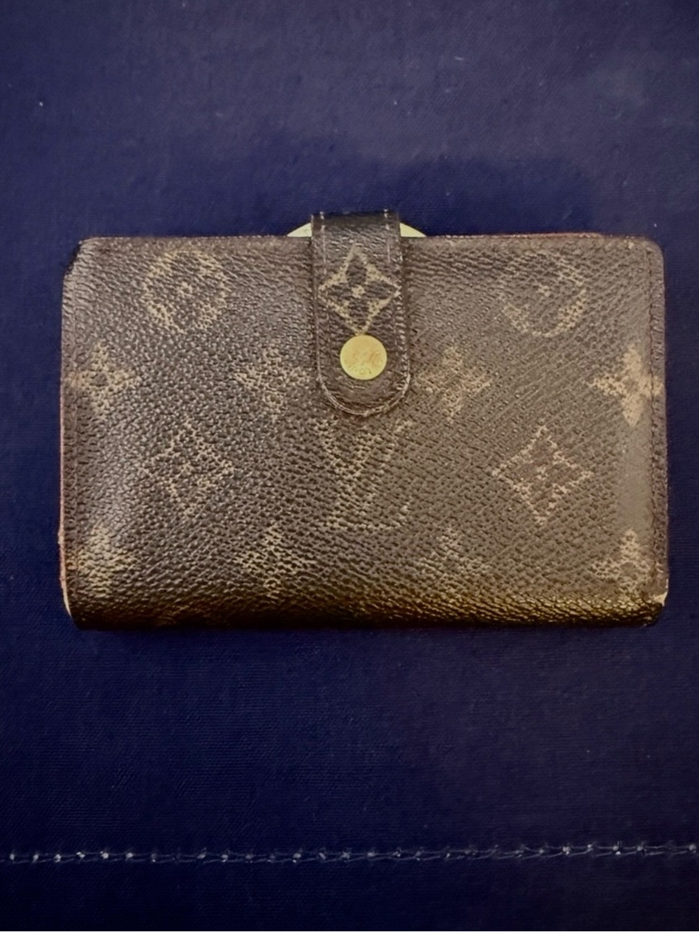 AUTHENTIC Louis Vuitton Monogram French Purse Wallet.